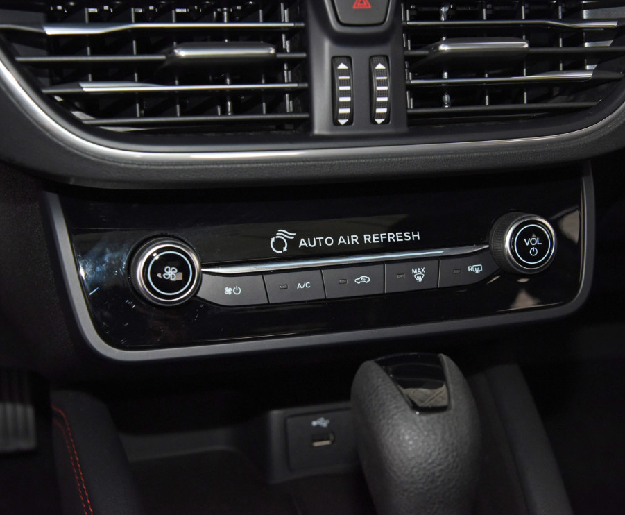Ford Focus 2022 Three-compartment Automatic Gasoline 5 Seats Sedan