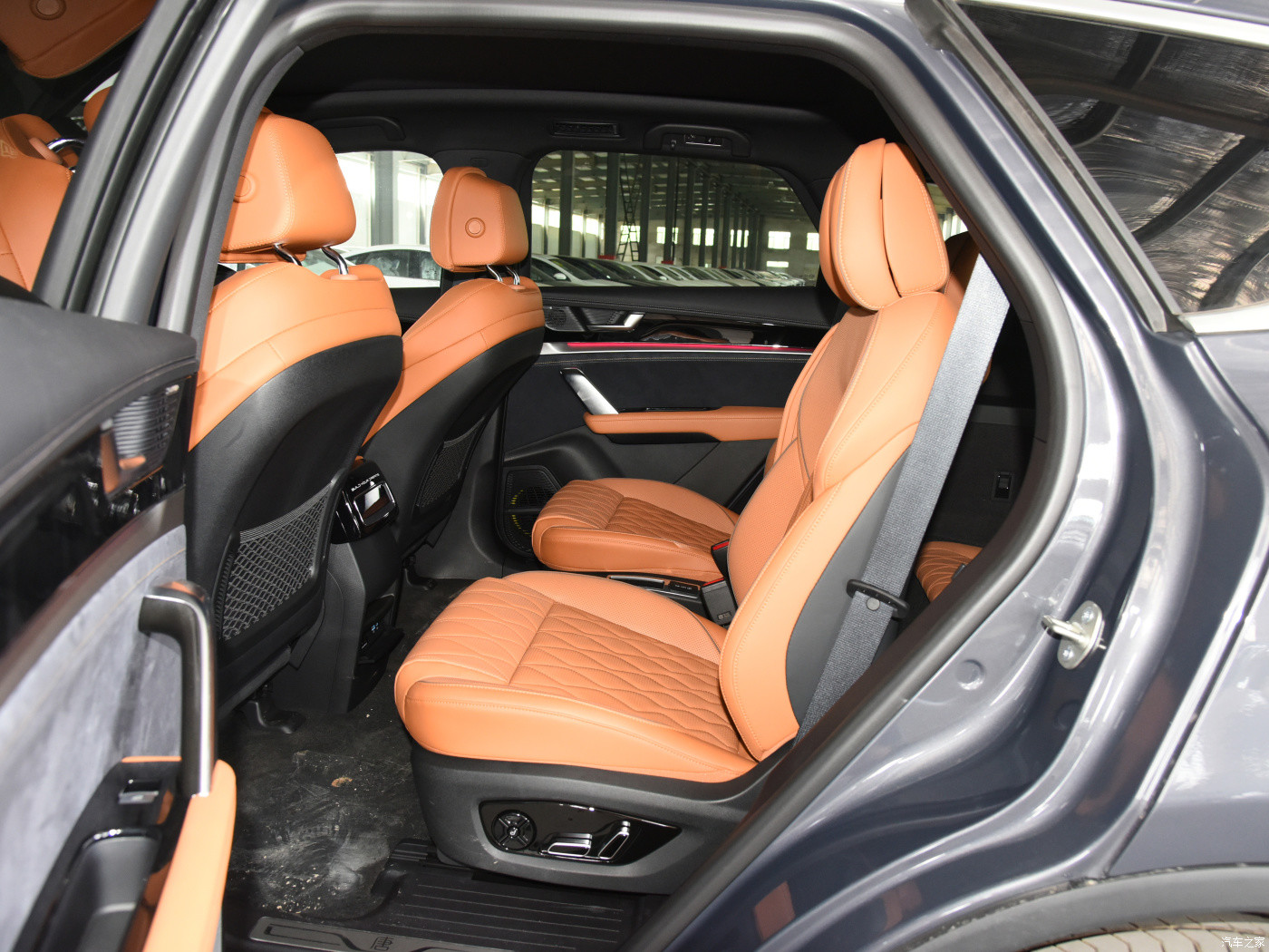 Byd New Energy Blade Vehicles Tang 5 Seats Long Cruising Range 730km