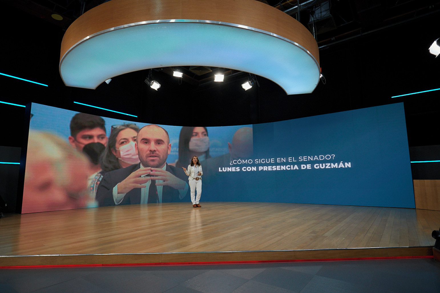 Eye Catching 4500 Nit Rental LED Display Screen With 1920-3840Hz Refresh Rate OEM