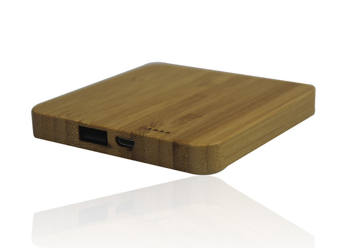 Square Shaped Carved Wood Power Bank 5200 Milliampere 3 Years Warranty