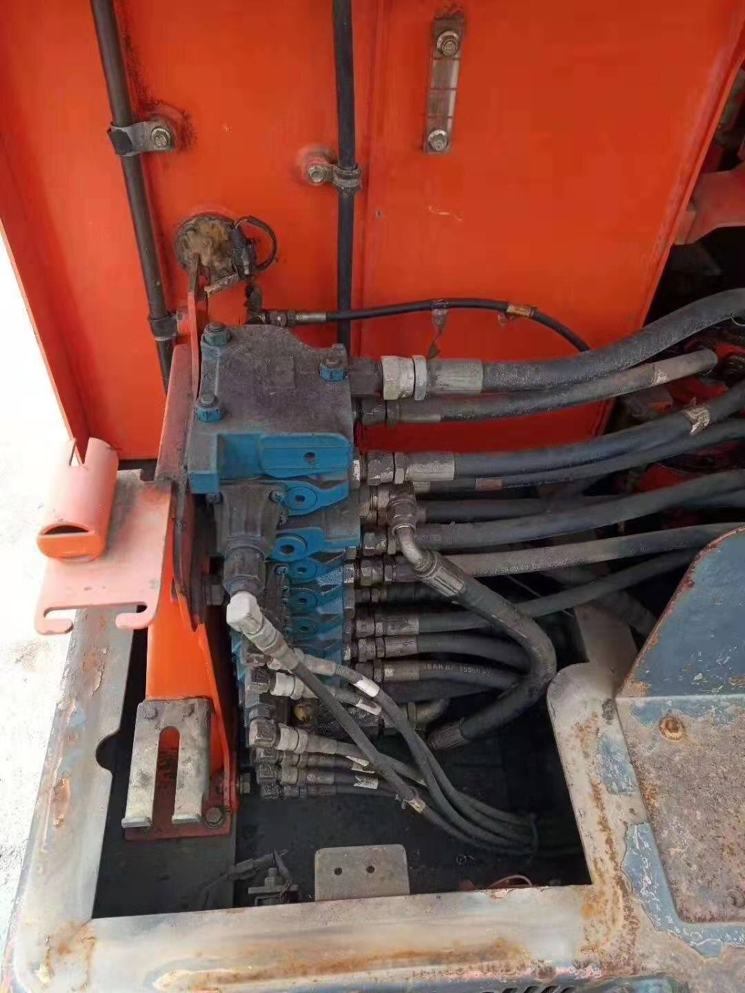 Original Hydraulic Cylinder Doosan DH80-7 Crawler Excavator with 8TON Operating Weight