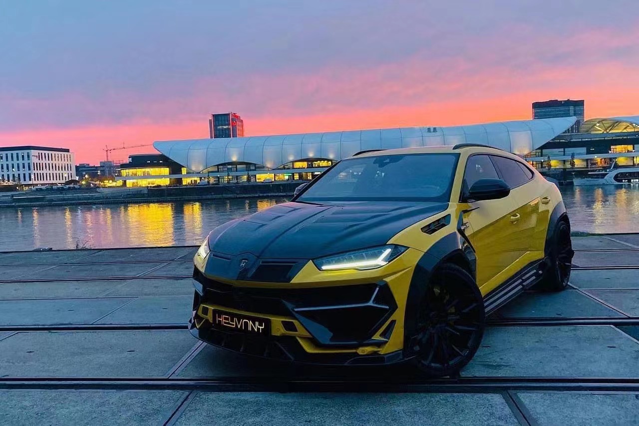 Auto Parts for Lamborghini Urus Body Kit URUS Upgrades Keyvany-style Front and Rear Bumper Widebody Kit