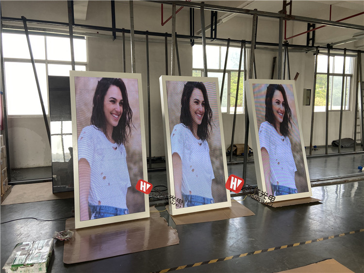 IP33 Full Color SMD2121 Indoor Led Wall Display 1200cd/sqm