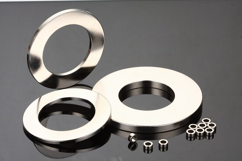 Erosion Proof Countersunk Samariun Cobalt SmCo Sintered Magnet 15mm