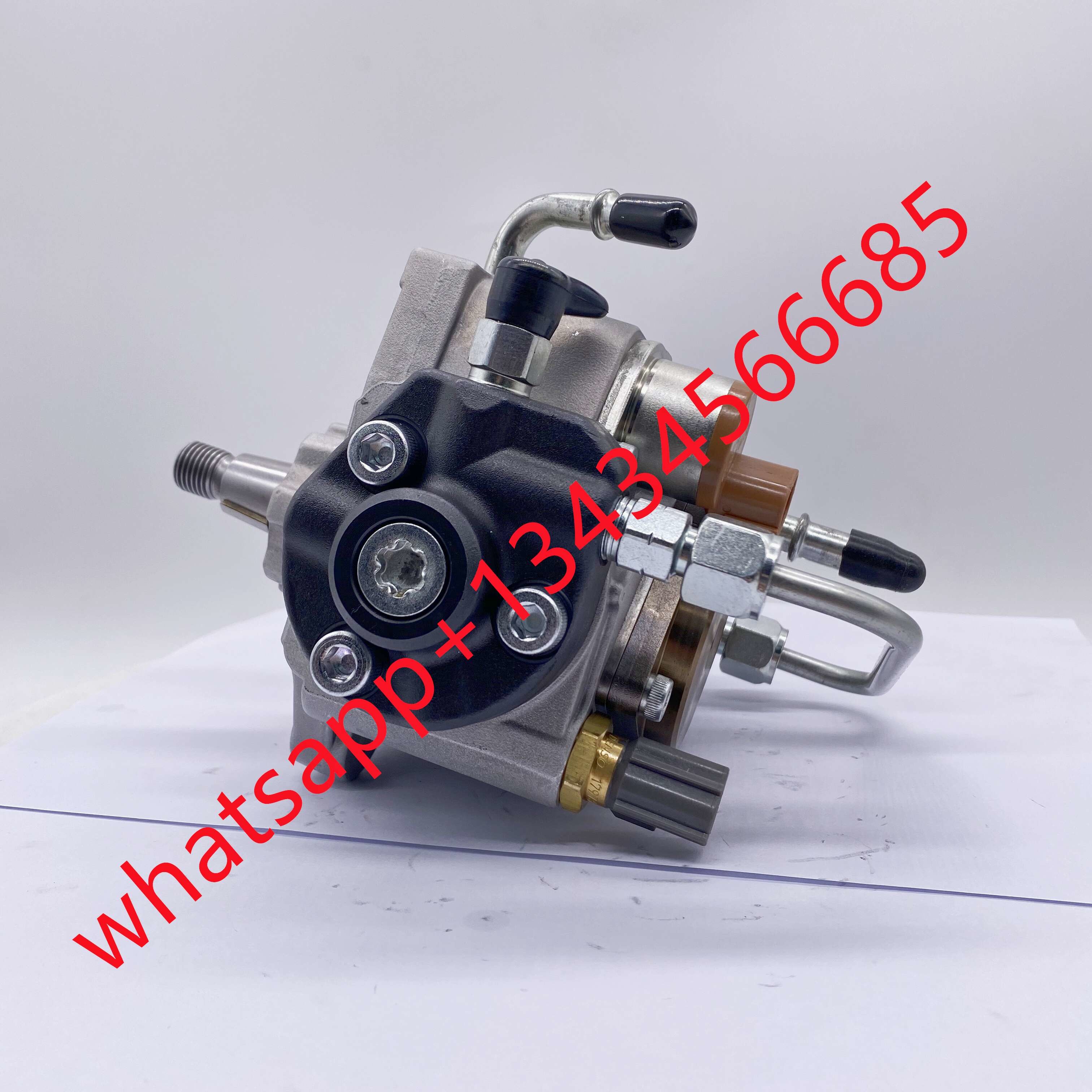 Common rail Diesel Fuel Injector pump 294000-0530 for Ni-ssan 2940000530 for Yd25 16700-EC00A