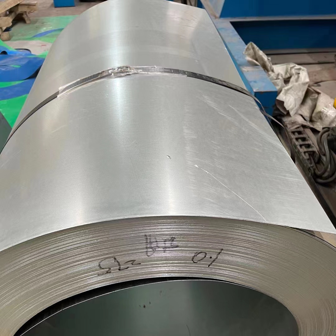 G90 Sgcc Galvanized Steel Coil Dx51d With Spark 0.03mm Mill Edge 0.3*1219mm