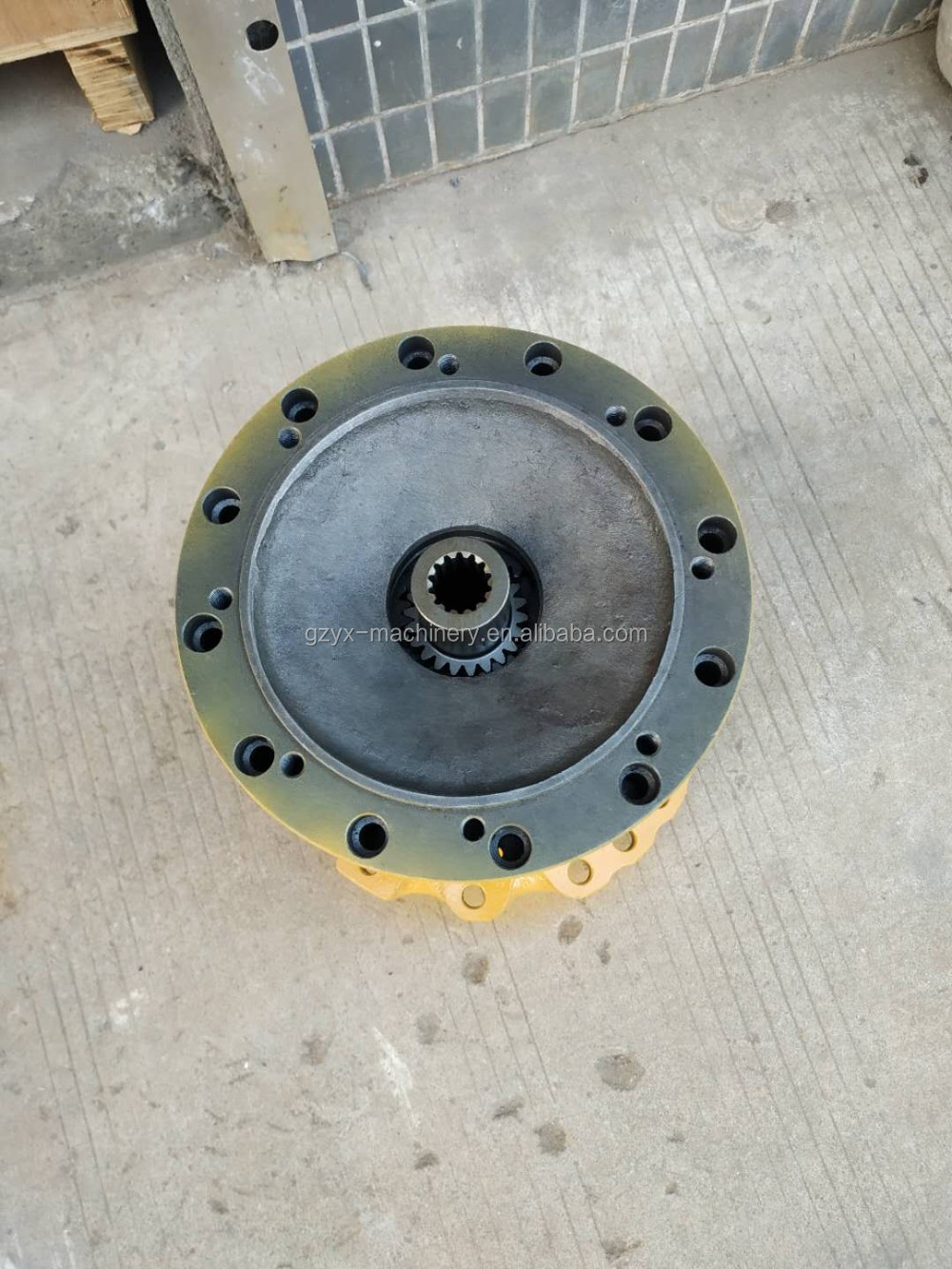 E120B Hydraulic Motor Reduction Gearbox 75KG Swing Drive Gearbox