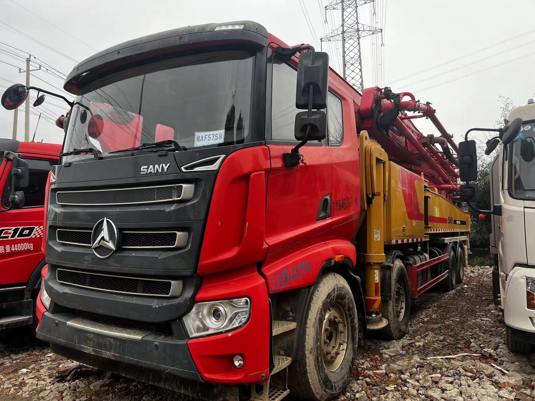 2020year 60m Used Concrete Pump Truck With Retractable Arm Segments
