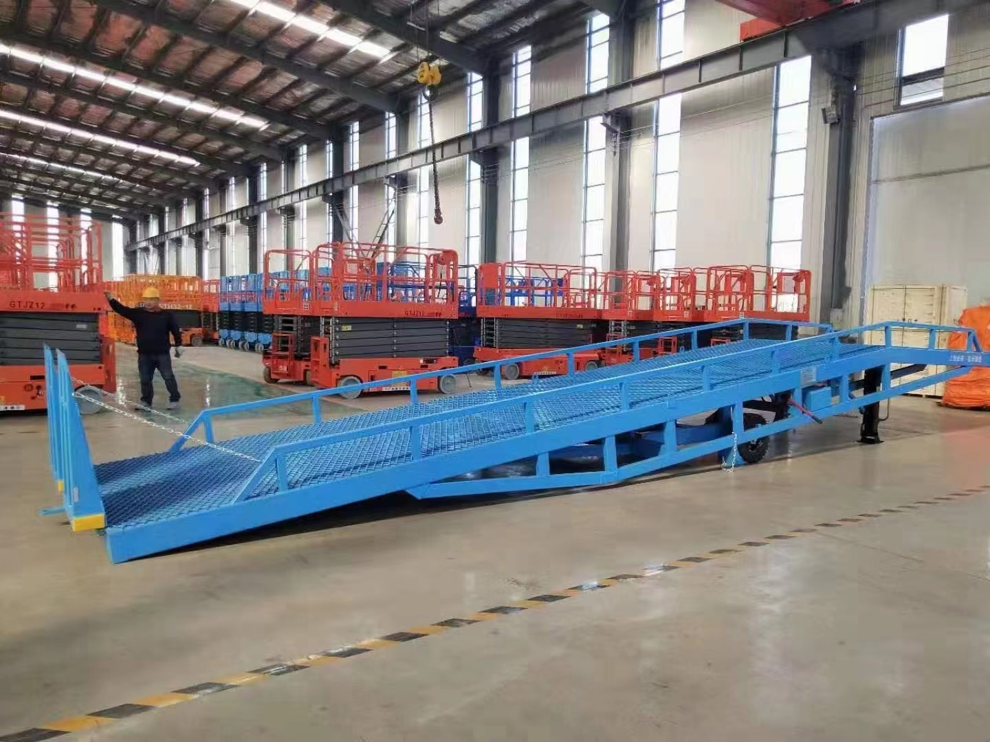 10T Heavy Duty Container Loading Ramps hydraulic trailer ramp lift