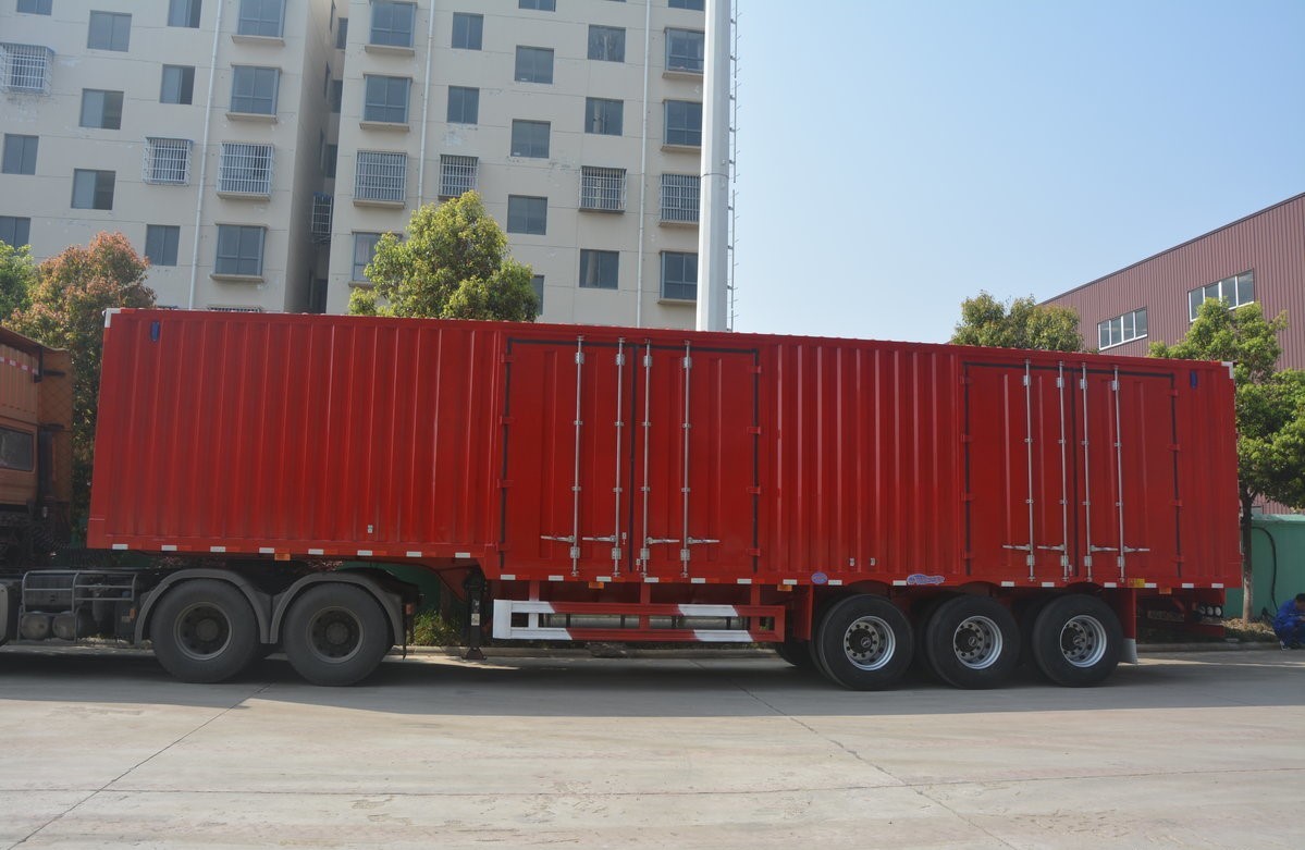 Enclosed Race Car Box Van Semi Trailer Around 13720*2545*4000