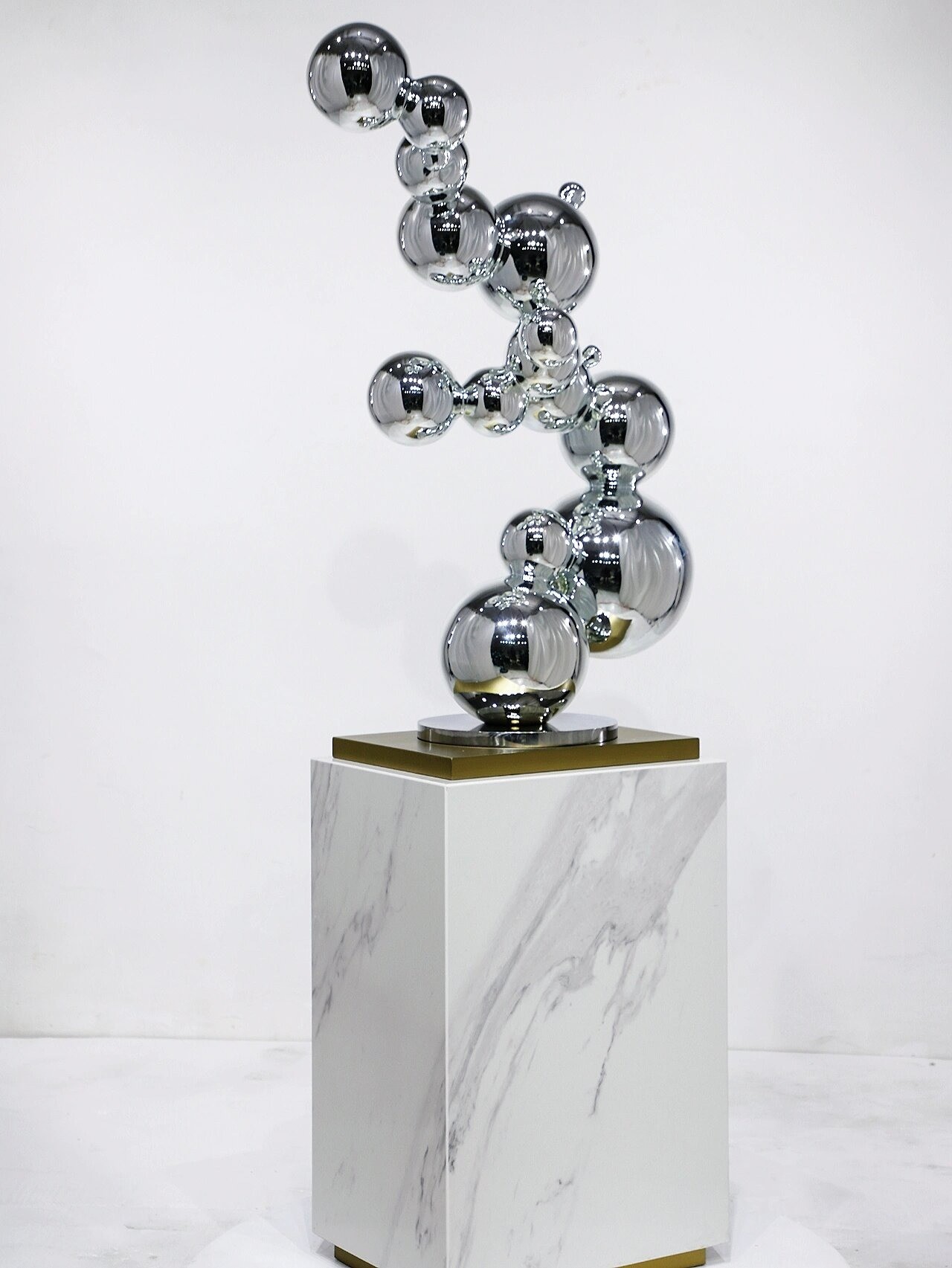 Bubble Sculpture Modern Quality Metal Mirrored Finish Hotel Corner Console