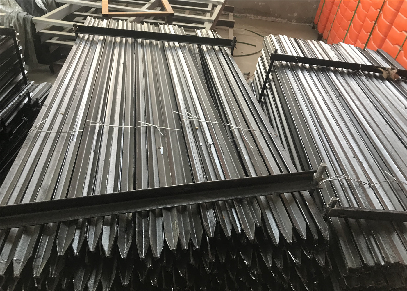 1.8M Star Pickets Galvanised Rural Y Steel Fence Post Farm Industrial