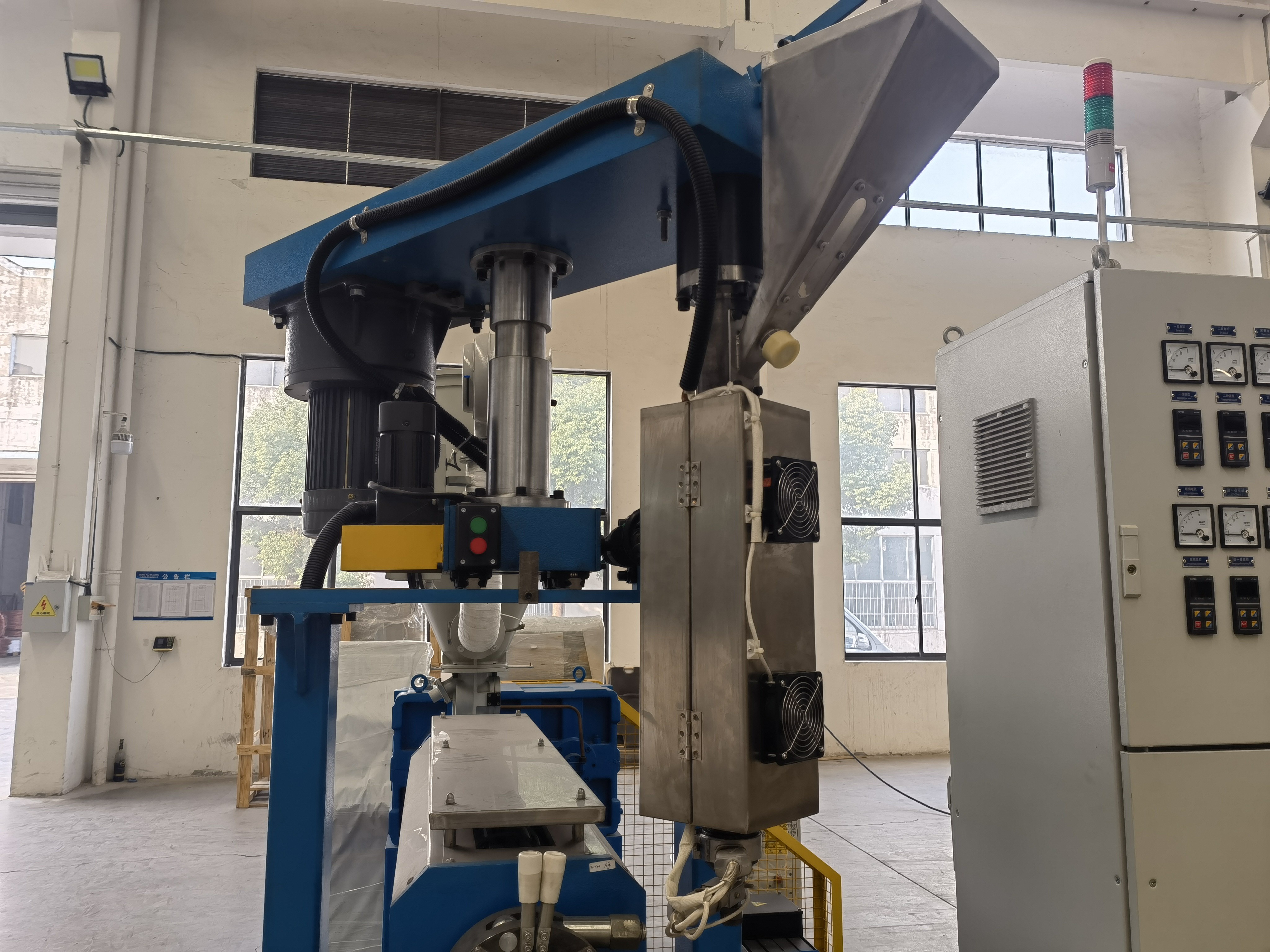 70mm PVC High Speed Extrusion Line For Adding Insulation Or Sheathing On Cables And Wires