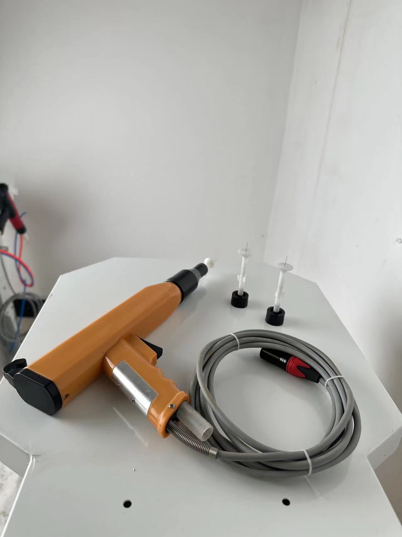Highly Precise Powder Coat Paint Gun Vacuum Compact for Machinery Repair