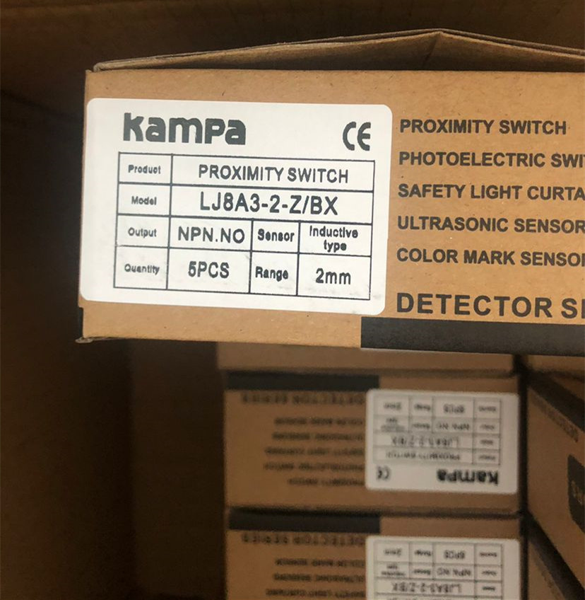 LJ8A3-1.5-Z/AY M8 Inductive Proximity Switch DC PNP NC 1.5mm Sensing Distance Flush Type Proximity Sensor