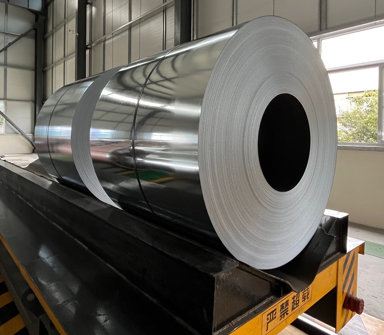 Bright Galvanized Steel Zero Spangle Hot-Dip Galvanised Steel GI Coils for corrugated metal sheet and tiles S320GD