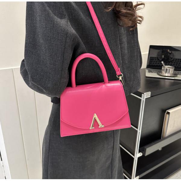 Women Underarm Shoulder Bags Cover type Elegant Versatile Handbag