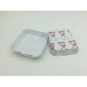 Buy cheap Single Wall Greaseproof Mini Cupcake Liners Disposable Cupcake Holders Muffin Cup product