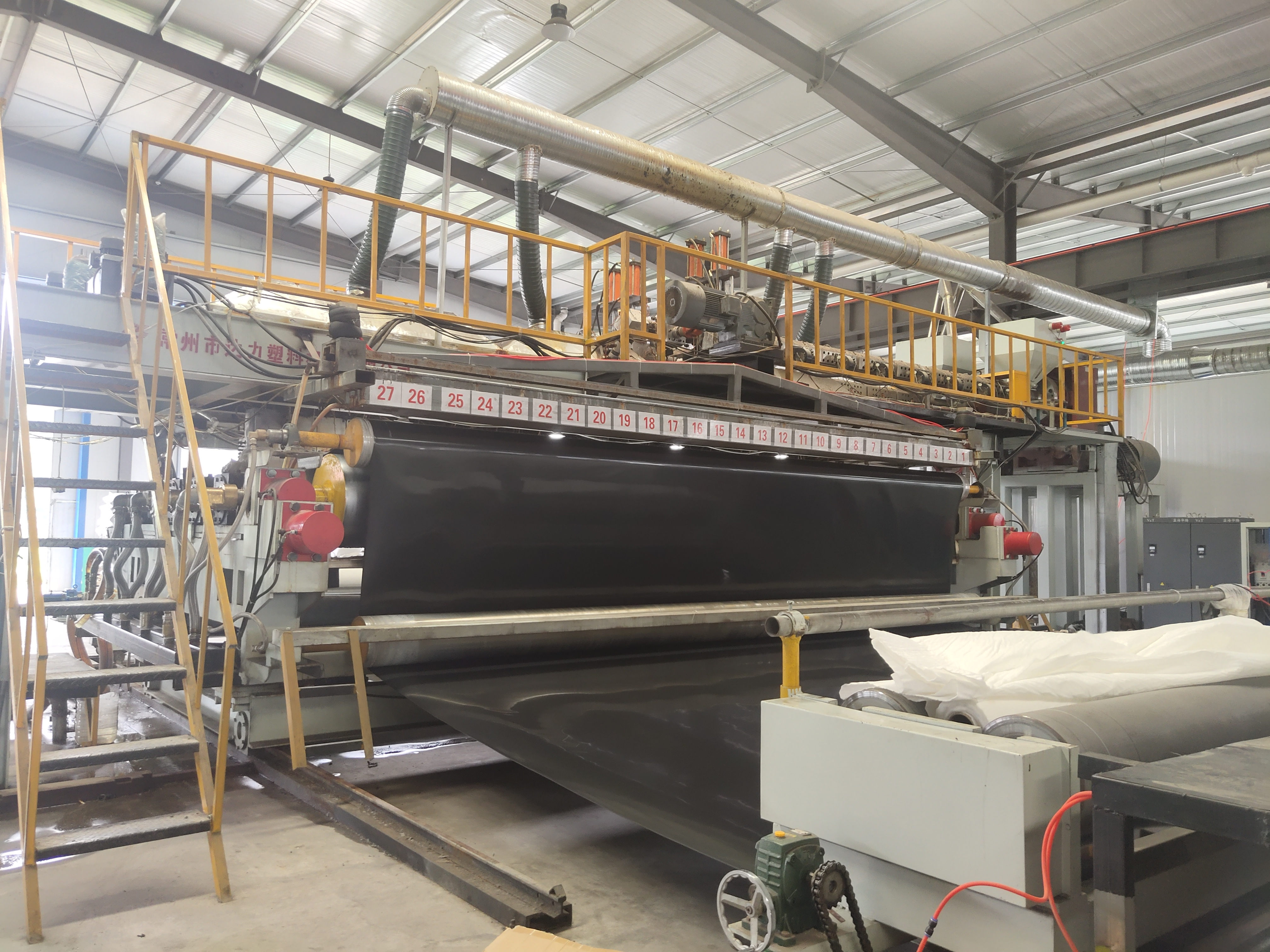 1.5mm HDPE Geomembrane Liner Cost Sheet for Waterproofing Project Solution Capability