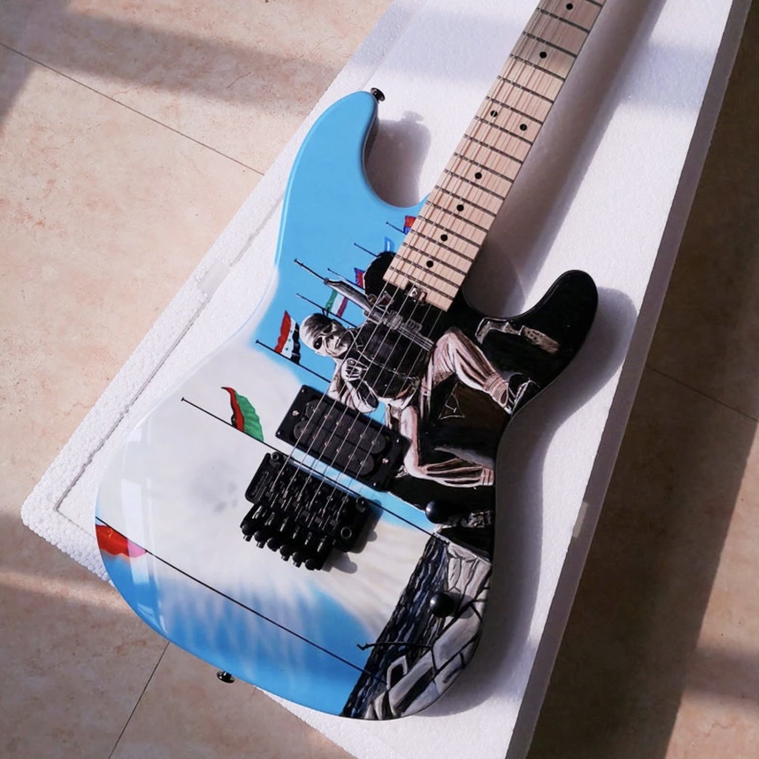 Custom Handpaint Electric Guitar with Kinds Patterns and Colors Optional