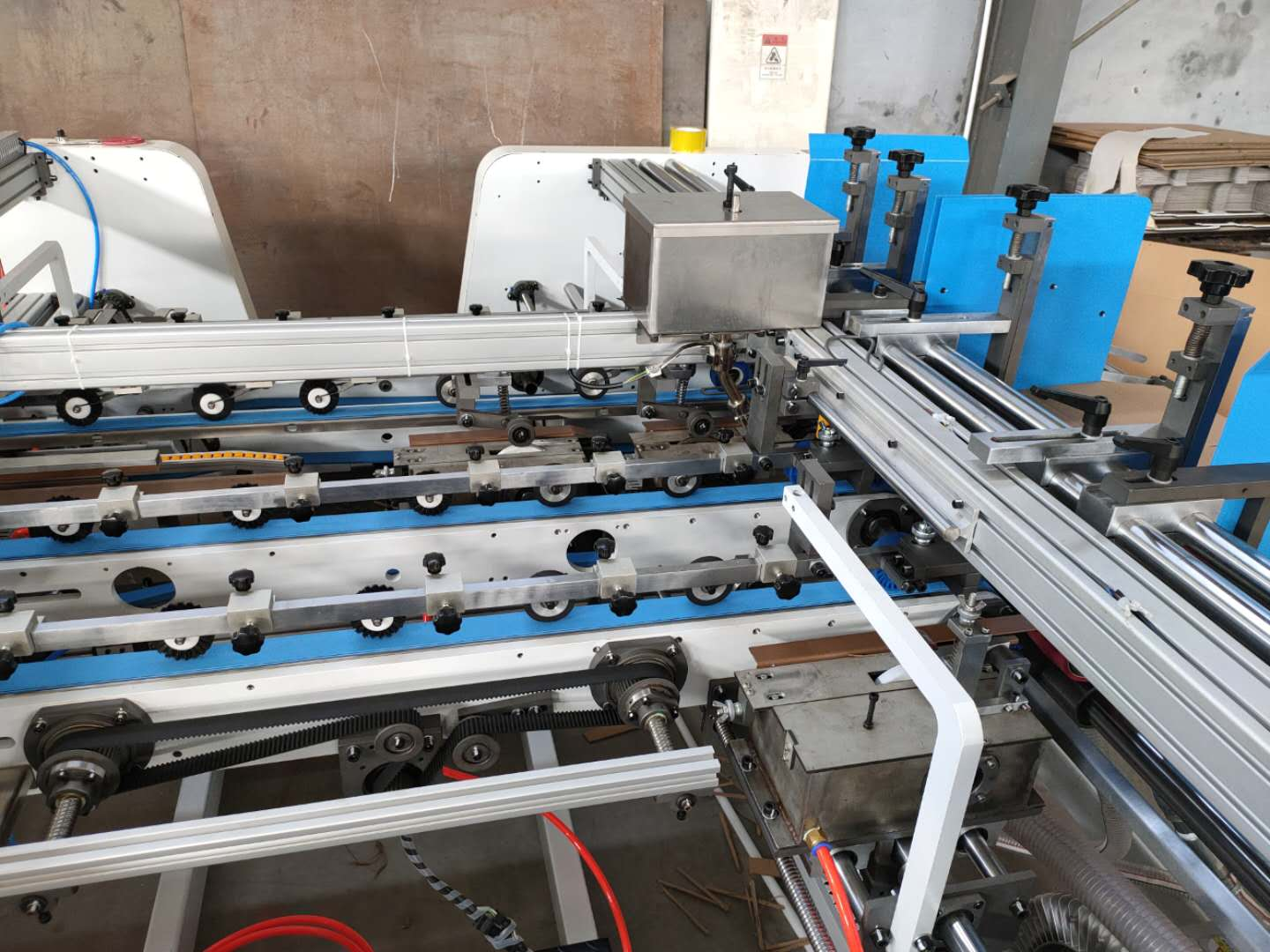 Double Piece Corrugated Carton Folder Gluer Machine For Sheet Pasting