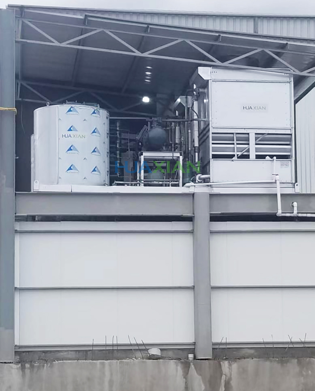 China Manufacturer Price Flake Ice Maker With Ice Storage Room