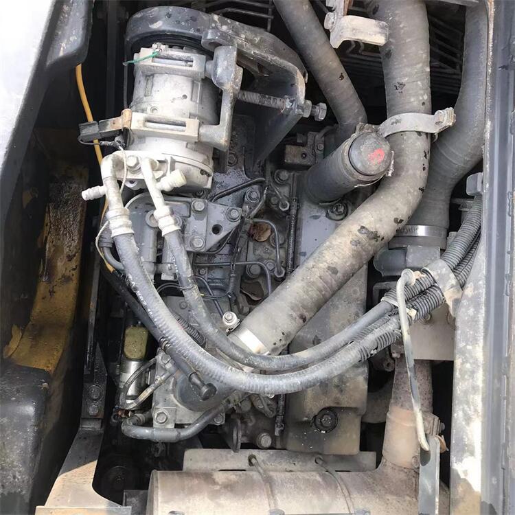 Original Hydraulic Valve Komatsu 13t Excavator PC138us-2 with 13400KG Operating Weight