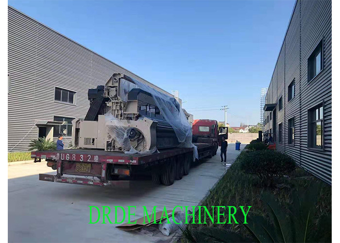 TROUBLE-FREE SD8200S-360CM WATER JET LOOM WITH 6-LINKAGE DESIGN AND POSITIVE FEEDING