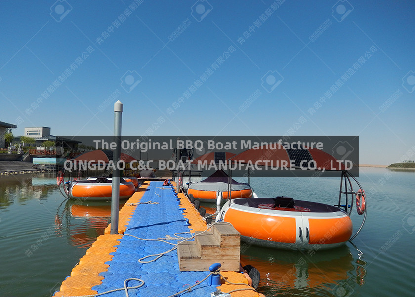 6mm Thick 25cm Depth Leisure FRP BBQ Donut Boat