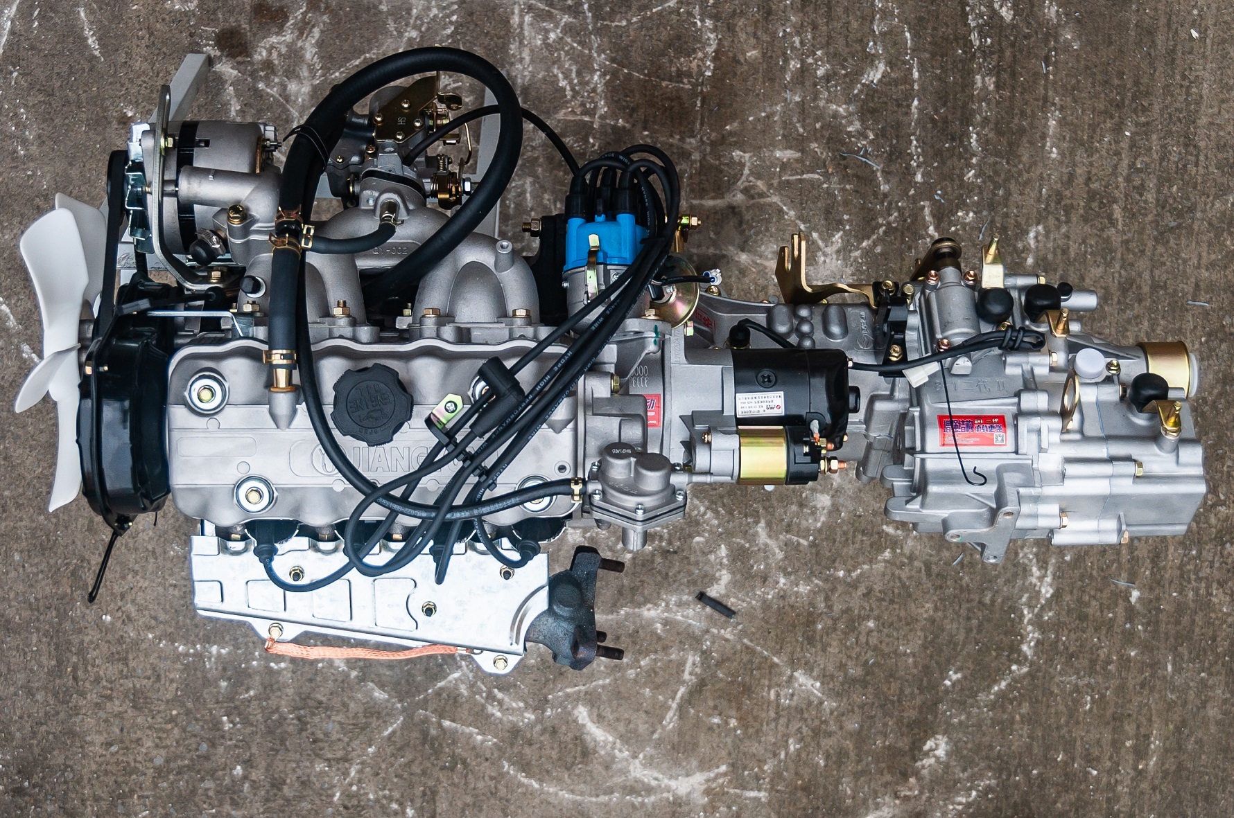 DAYANG 1.35l Carburetor Engine 465 1000CC Water Cooled 4 Stroke 4 Cylinder Style