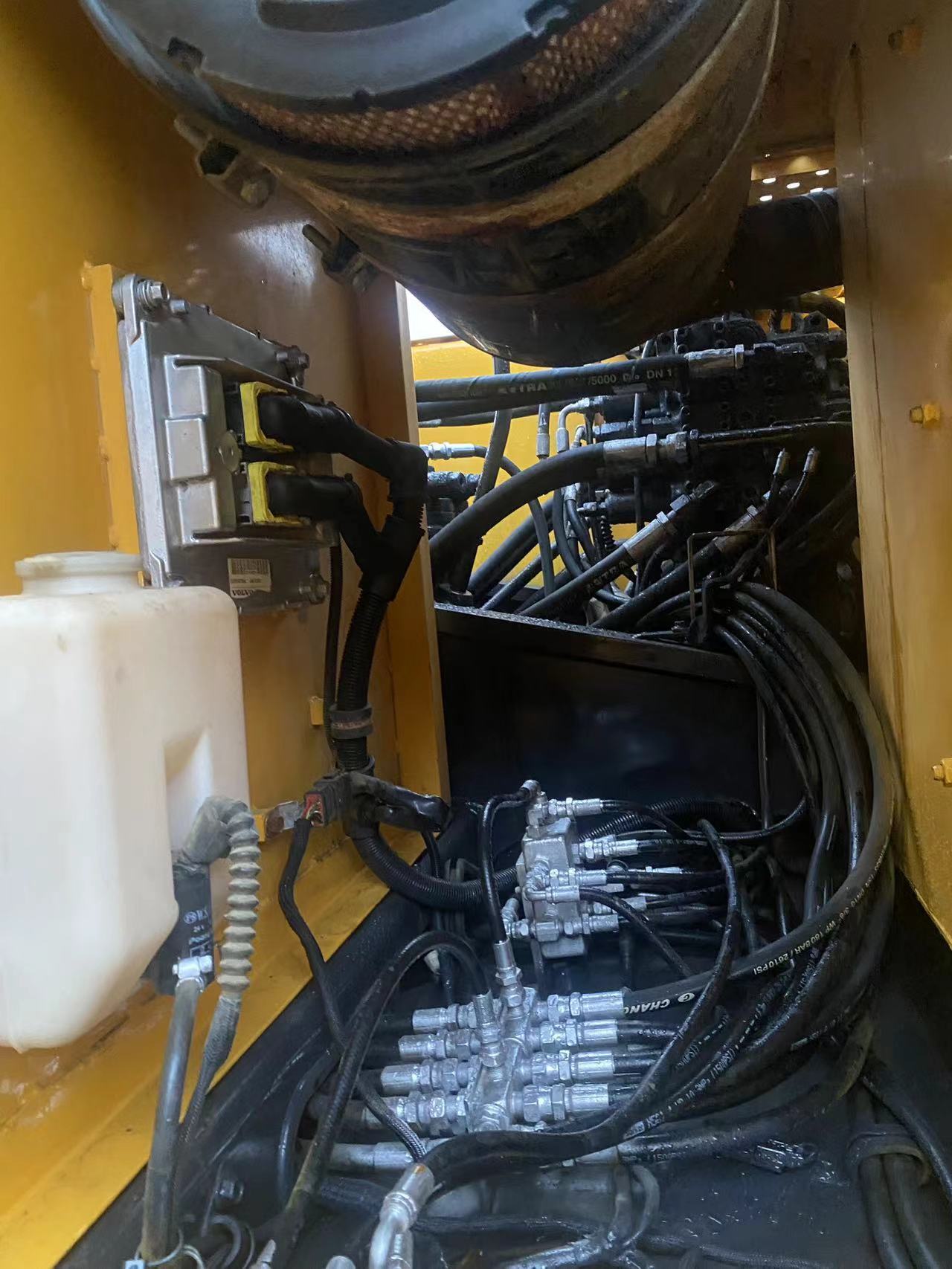 21 Ton Crawler Excavator Machine Used Volvo EC210BLC In Good Condition