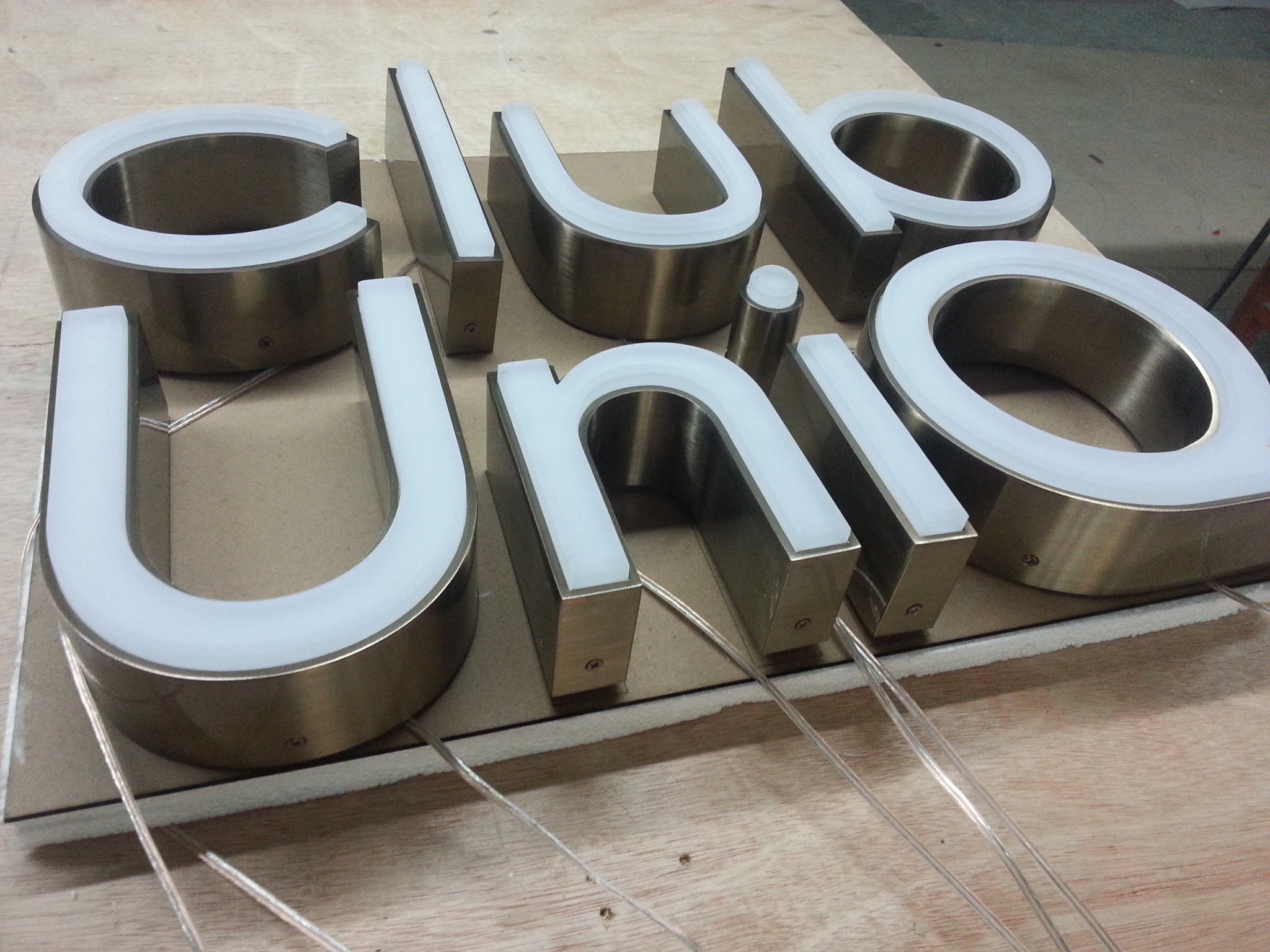 Building Facade UL Front Lit Channel Letter Sign Waterproof 120V 12mm