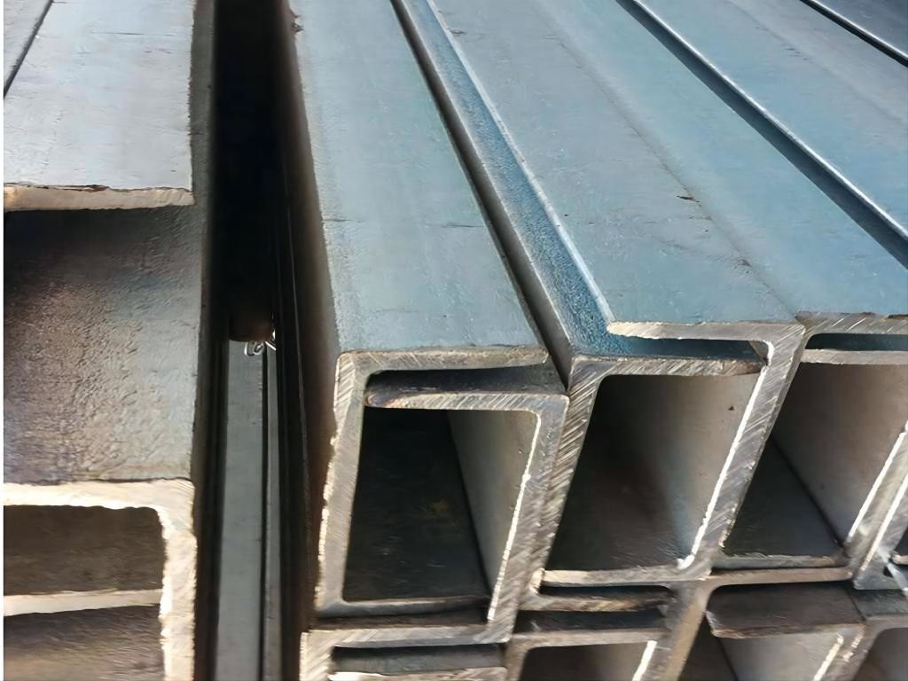 Hot Rolled 4.5 - 12.5mm Thick Galvanized U Channel For Building Structure