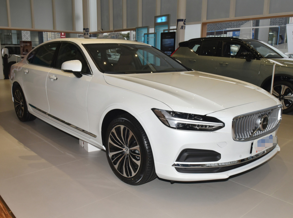 Gasoline Plus 48V 2023 VOLVO S90 B5 2.0T 250HP Luxury Version New Used SUV