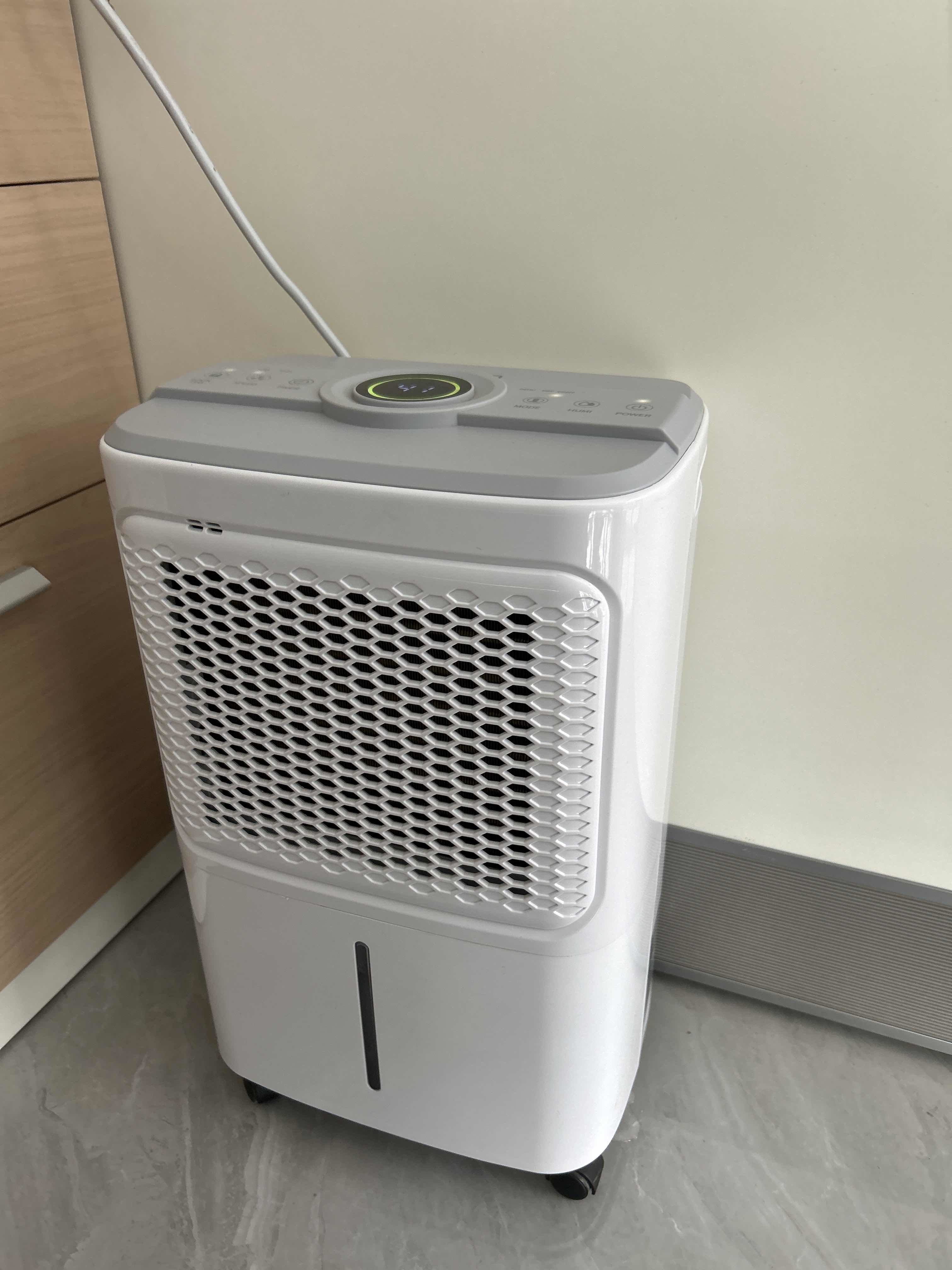 12 L/D LED Humidity Display Smart Touch Dehumidifier Embedded Humidity Sensor