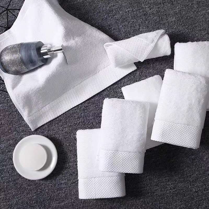 Customized Logo Thickened Platinum Satin Towels for Popular Style Beauty Salon and Beyond