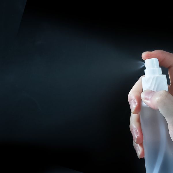 Wholesale Light-Blocking Leak-Proof Plastic Spray Bottles with Adjustable Nozzle for Skincare and Travel