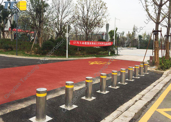 Automatic Steel Bollard With 3.5s Opening Speed IP68 Protection -40-70℃ Thermal Protection