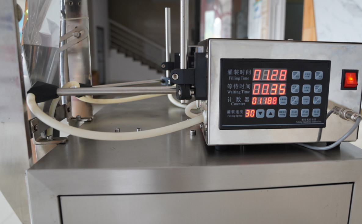 Food Grade SS VFFS Packaging Machine 10g 15g 50g Small Honey Sachet Filling Machine
