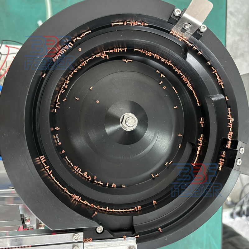 Automatic Vibratory Bowl Feeder Metal Parts Pick And Place Mechanism Vibrating Feeder
