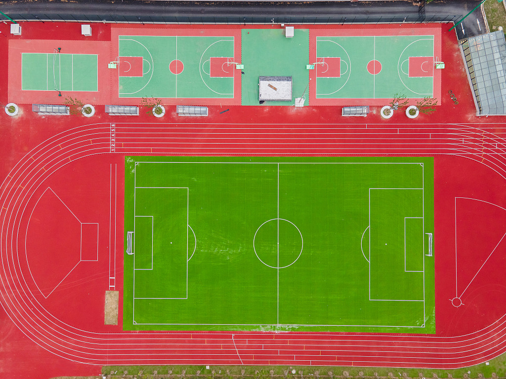 UV Resistance 6mm Thickness Jogging Track Material Rubber Sport Floor