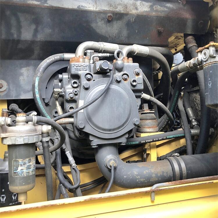 16 Ton Hydraulic Used Komatsu Excavator PC160 Good Health and Original Color in Japan