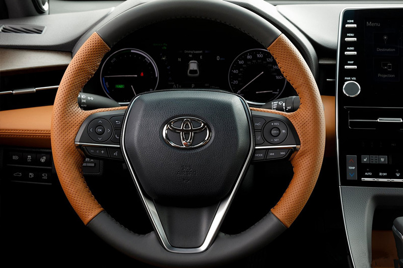 TO-YOTA Avalon 2.0L Petrol Cars with Big Space and Electric Steering System Made