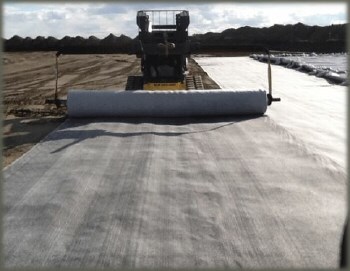 Artificial Lake Landfill Bentonite GCL Clay Liner with 4000-8000G/M2 Tensile Strength