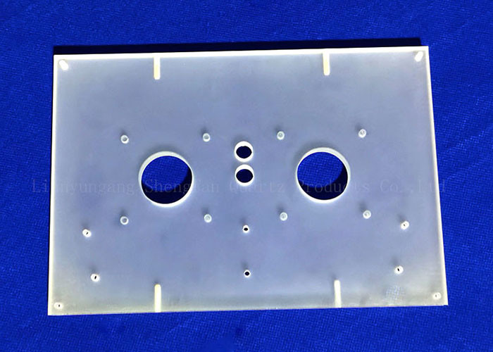 Customization Precision CNC Glass Milling Clear SIO2 400Kv/Cm High Purity