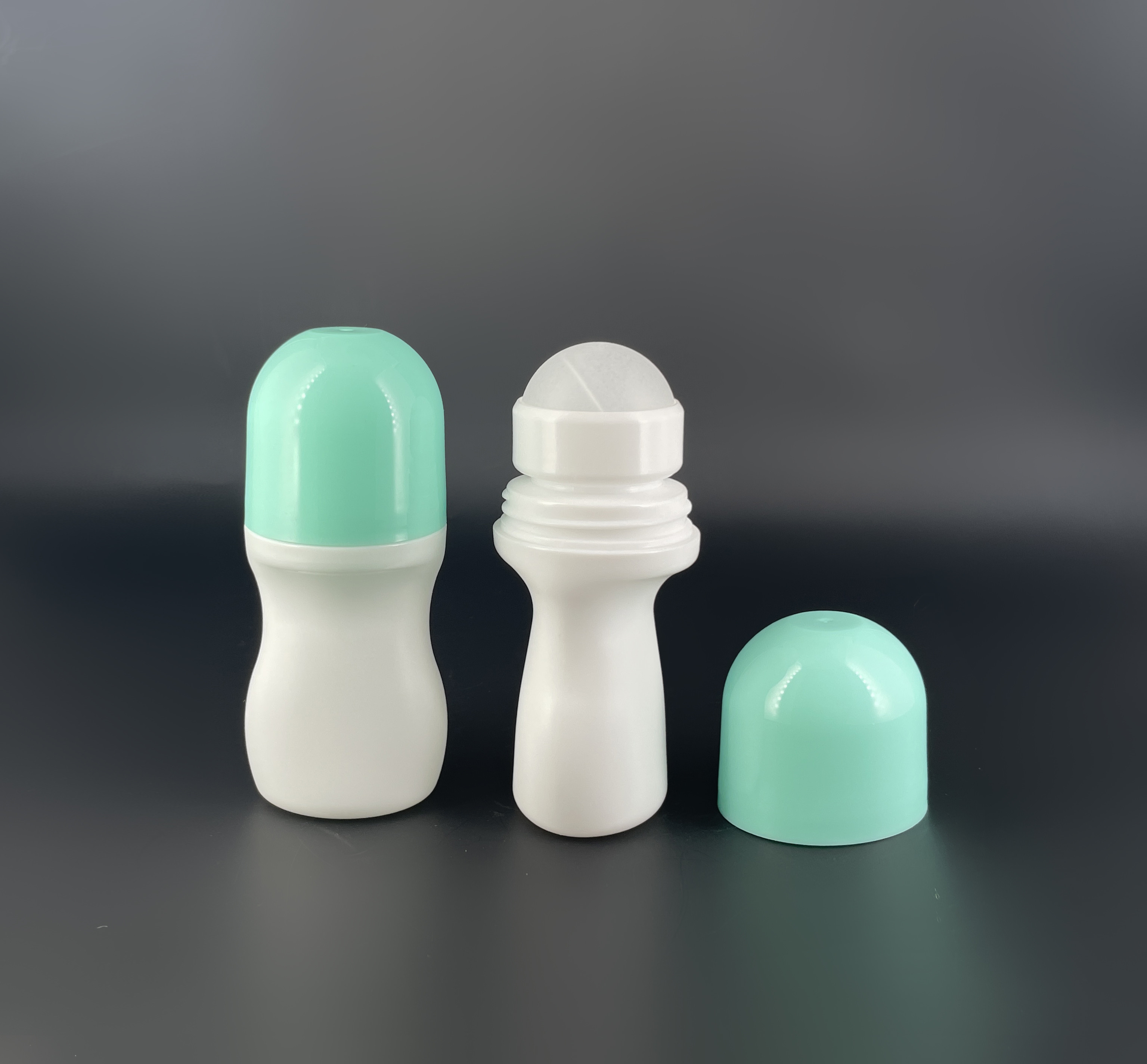 Green Cap 50ml Roll On Bottles Volume Empty Plastic PP Material