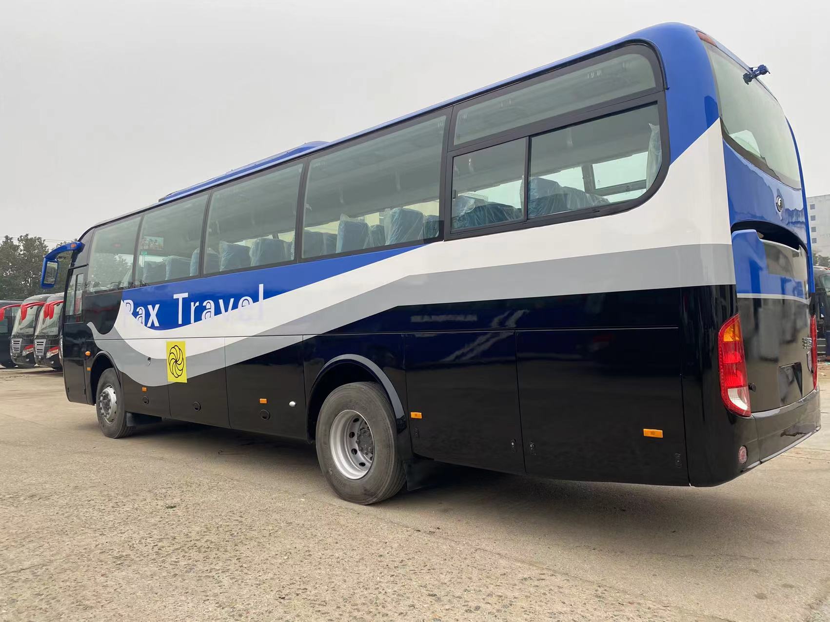 57 Seats Refurbished Luxury Bus Coach Passenger Bus with Standards and Features