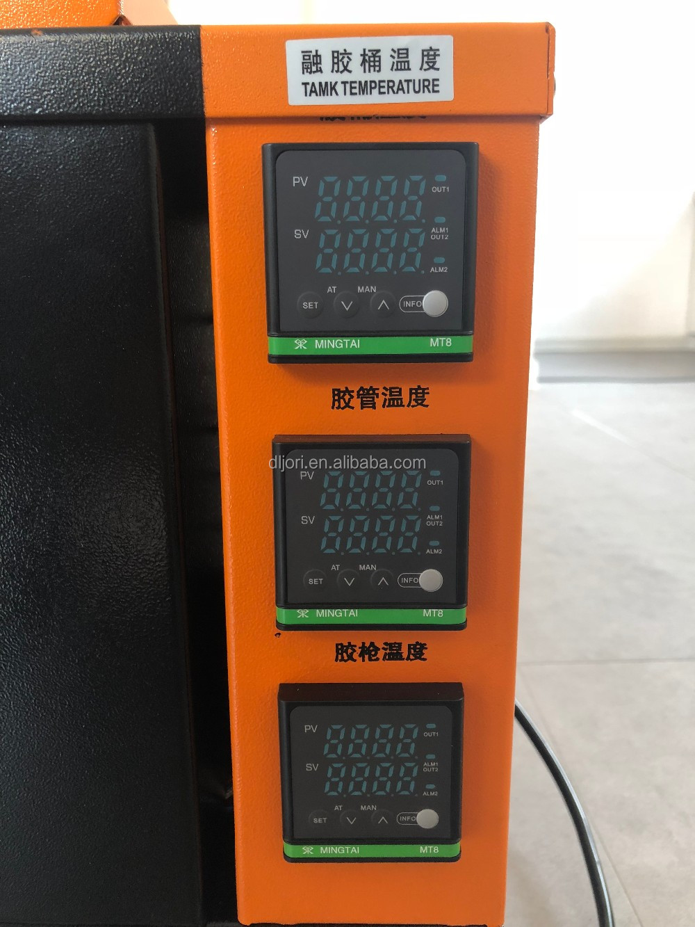 Air Filter Material Hot Melt Glue Machine Good Price Hot Melt Glue Machine with Conveyor