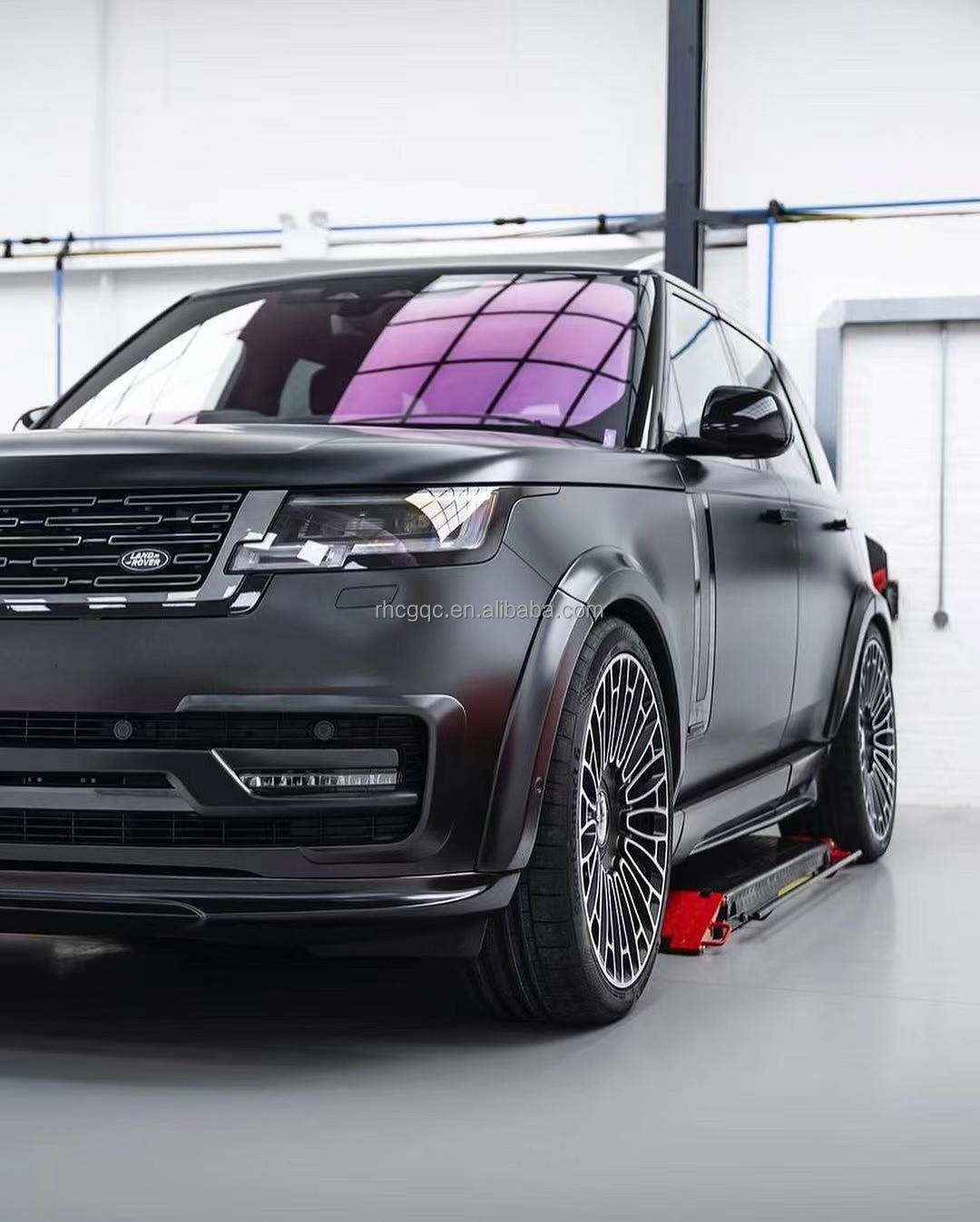 1016 Style 2022 Range Rover Body Kit Diffuser For Car Bumper Diffuser Hood