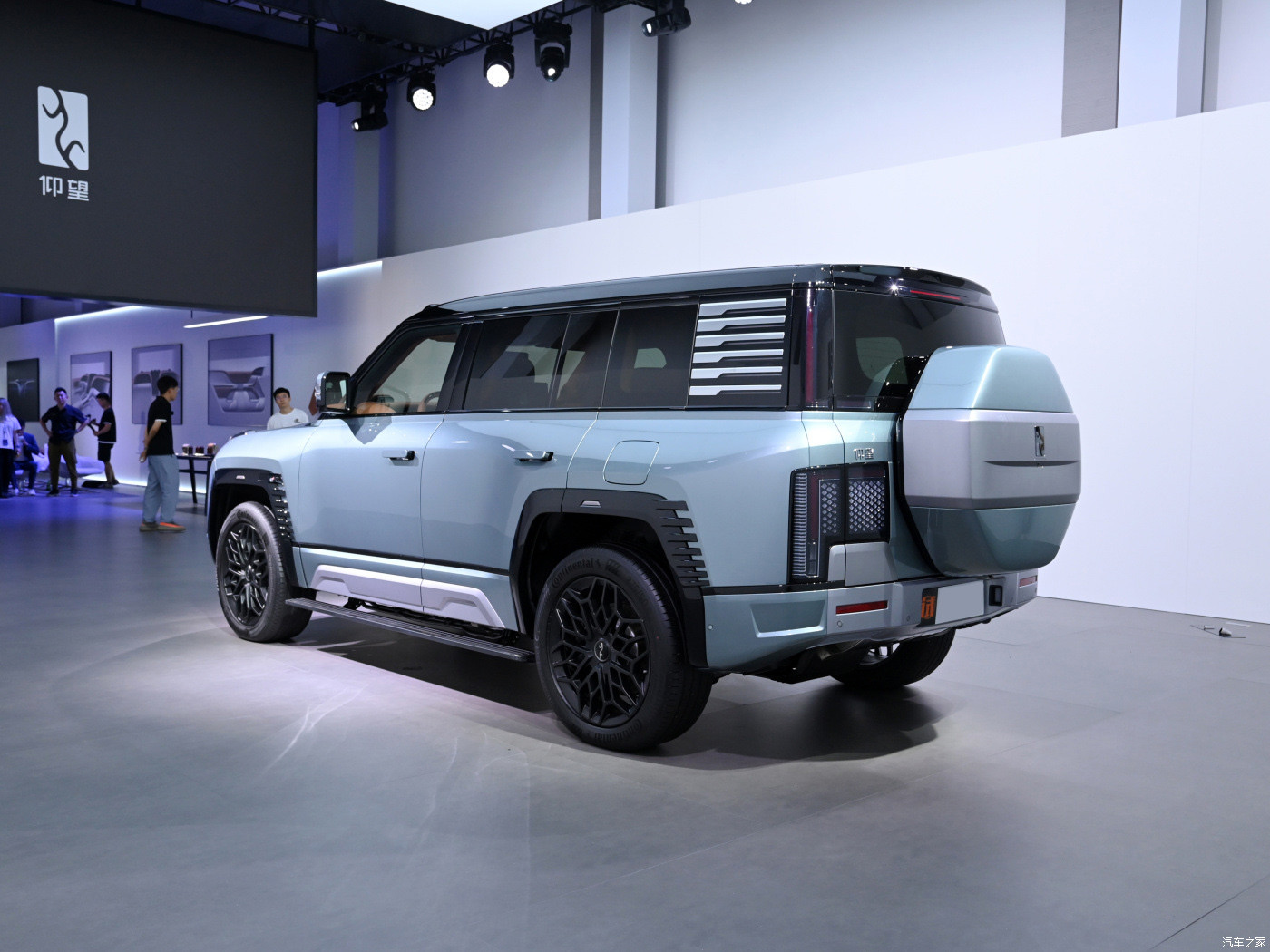 U8 2023 Luxury Large SUV Petrol Electric Hybrid Extended-Range Car